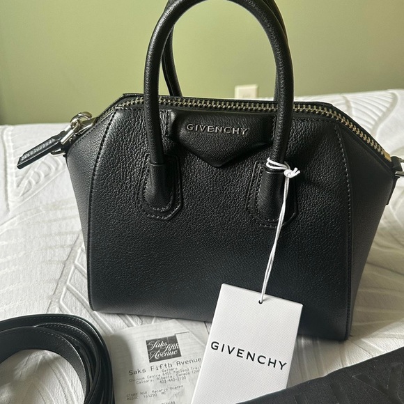 Givenchy Mini Antigona leather bag - Picture 2 of 4